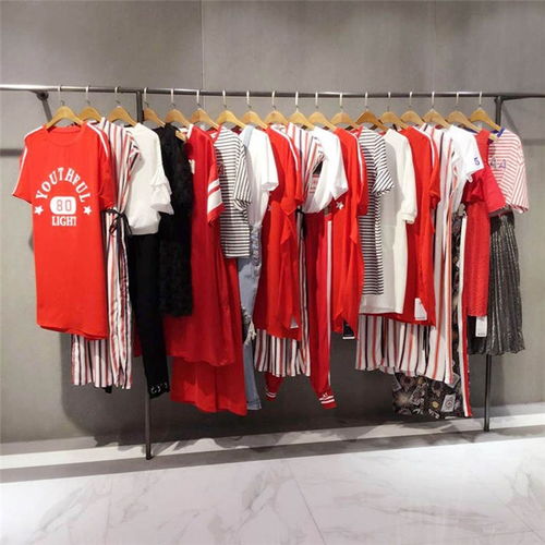 衢州品牌尾貨庫存女裝貨源充足，衣有范助力服裝零售業發展